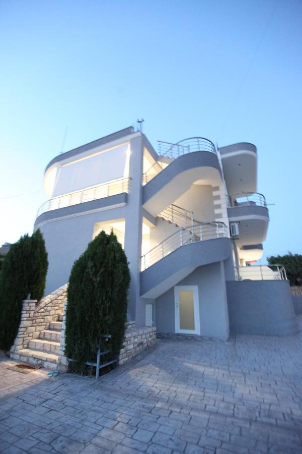 Leilighet Neli Ksamil